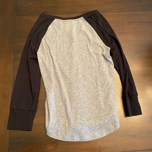 Women’s long sleeve tshirt